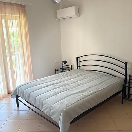 Moiras Lefkada City
