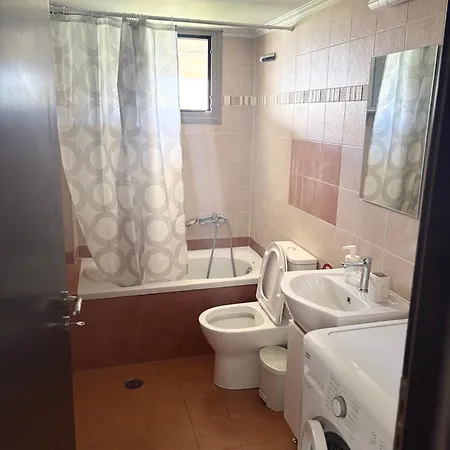 Moiras Apartment