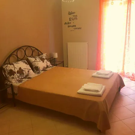Apartment Moiras